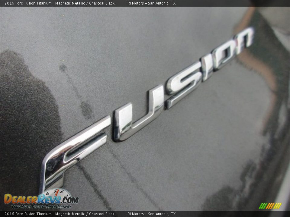 2016 Ford Fusion Titanium Magnetic Metallic / Charcoal Black Photo #5