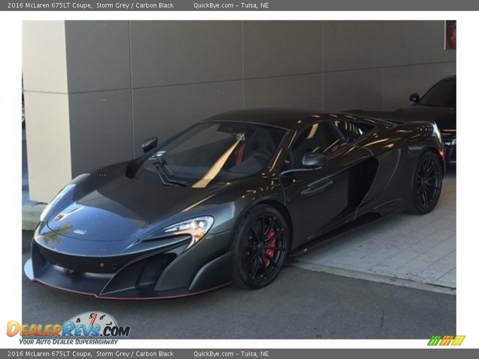 Front 3/4 View of 2016 McLaren 675LT Coupe Photo #6