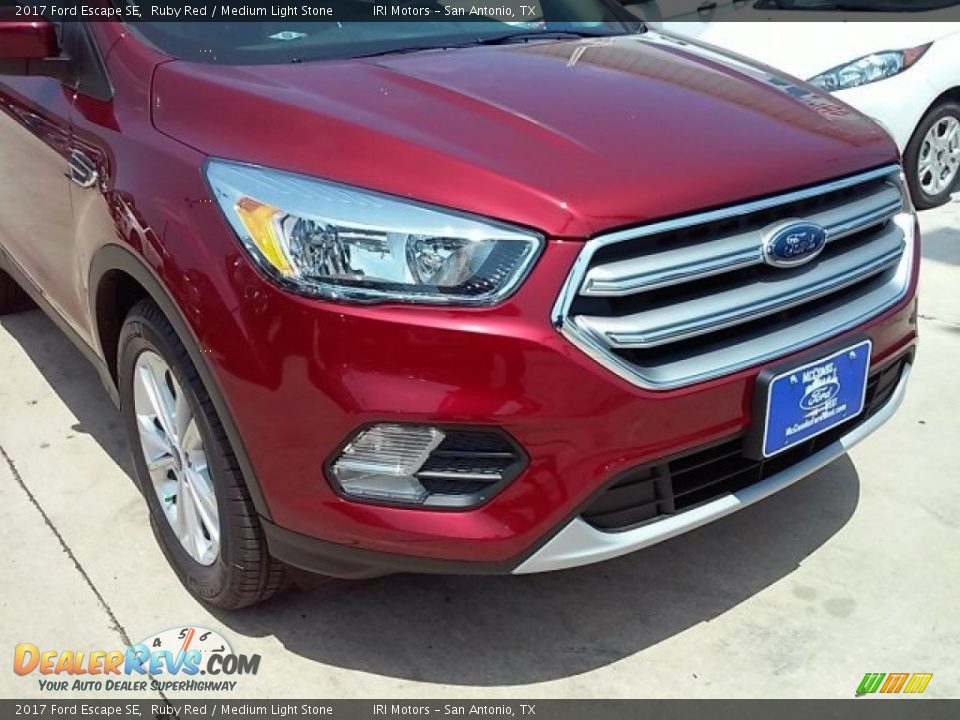 2017 Ford Escape SE Ruby Red / Medium Light Stone Photo #3