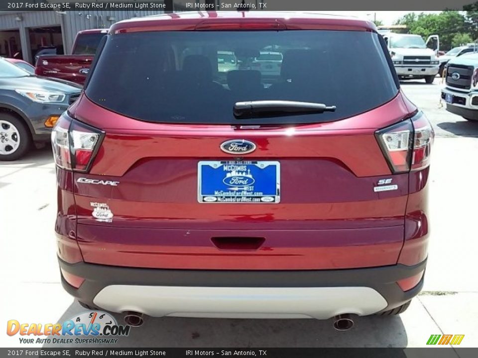 2017 Ford Escape SE Ruby Red / Medium Light Stone Photo #9
