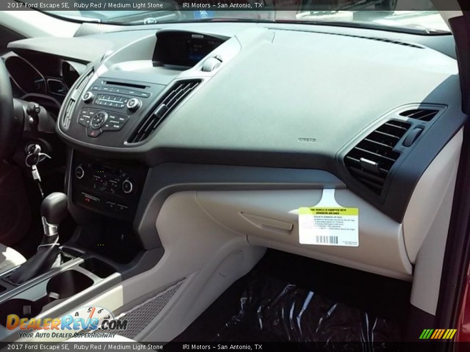 2017 Ford Escape SE Ruby Red / Medium Light Stone Photo #18
