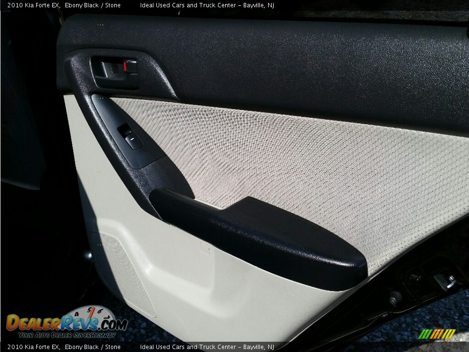 2010 Kia Forte EX Ebony Black / Stone Photo #13