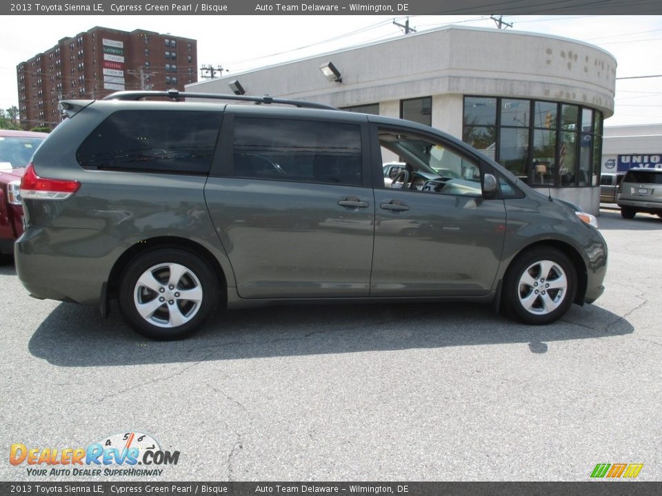2013 Toyota Sienna LE Cypress Green Pearl / Bisque Photo #8