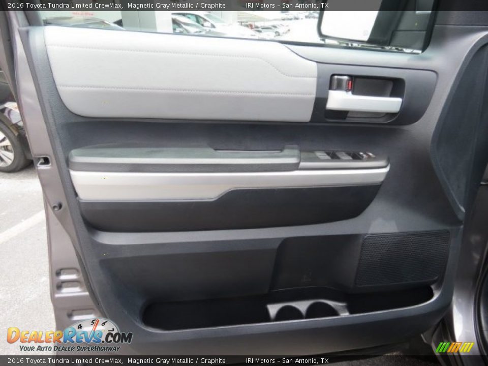 2016 Toyota Tundra Limited CrewMax Magnetic Gray Metallic / Graphite Photo #10
