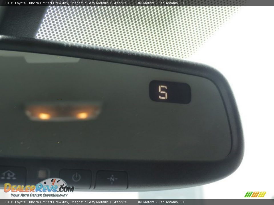 2016 Toyota Tundra Limited CrewMax Magnetic Gray Metallic / Graphite Photo #24