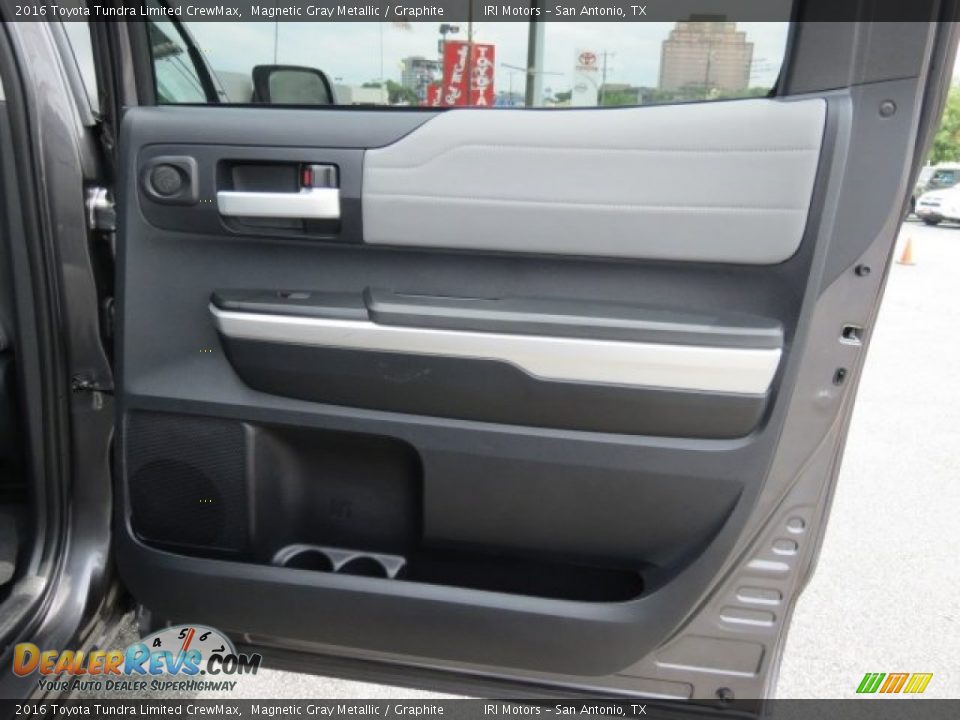 2016 Toyota Tundra Limited CrewMax Magnetic Gray Metallic / Graphite Photo #29