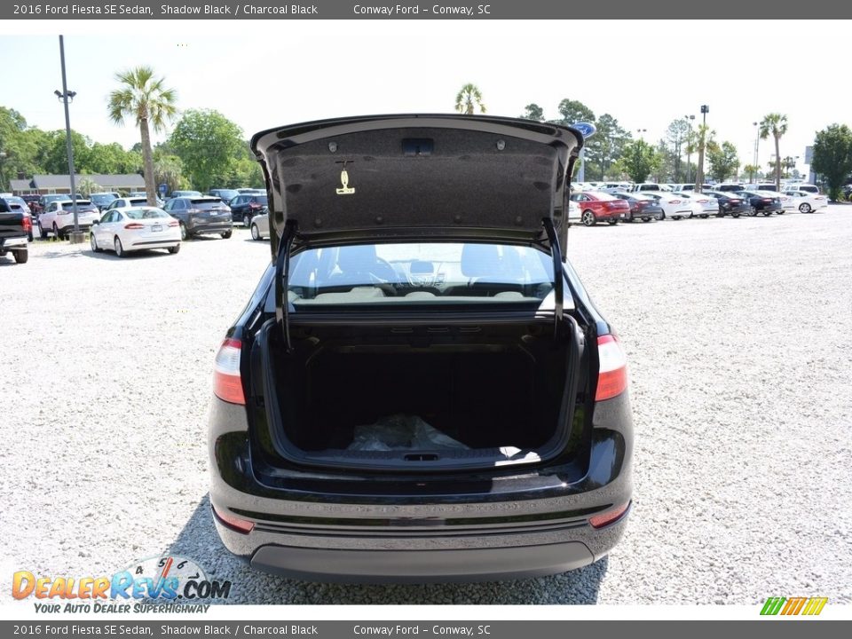 2016 Ford Fiesta SE Sedan Shadow Black / Charcoal Black Photo #15