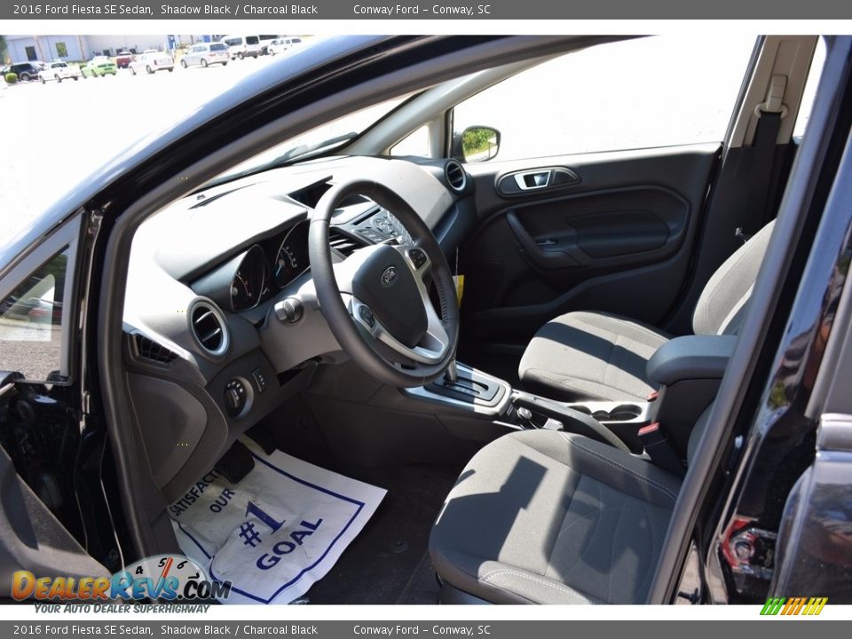 2016 Ford Fiesta SE Sedan Shadow Black / Charcoal Black Photo #17