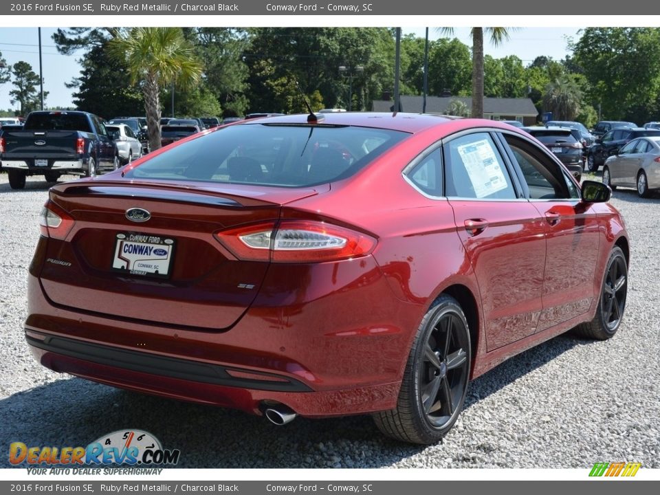 2016 Ford Fusion SE Ruby Red Metallic / Charcoal Black Photo #3