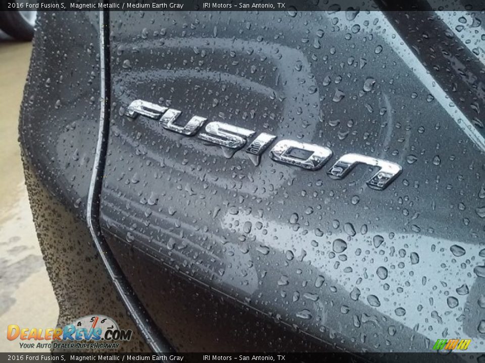 2016 Ford Fusion S Magnetic Metallic / Medium Earth Gray Photo #3