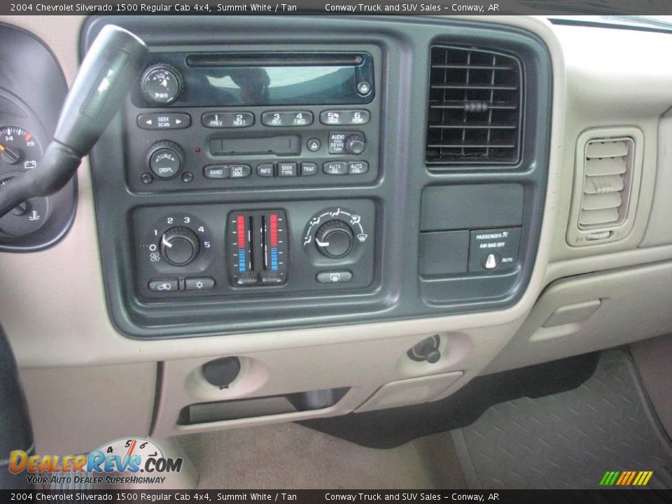 2004 Chevrolet Silverado 1500 Regular Cab 4x4 Summit White / Tan Photo #11