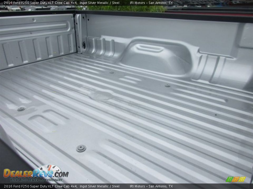 2016 Ford F250 Super Duty XLT Crew Cab 4x4 Ingot Silver Metallic / Steel Photo #5