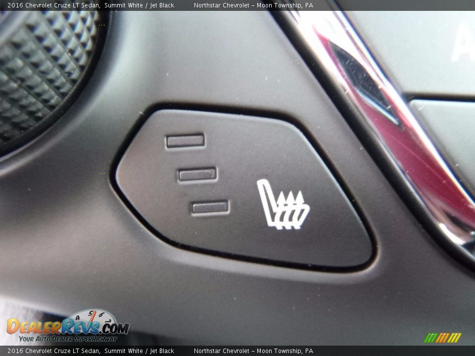 2016 Chevrolet Cruze LT Sedan Summit White / Jet Black Photo #18
