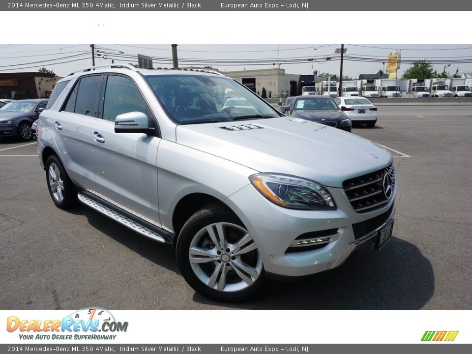 Front 3/4 View of 2014 Mercedes-Benz ML 350 4Matic Photo #2