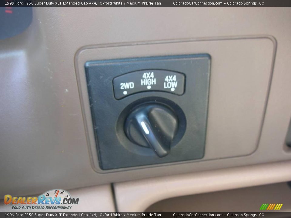 1999 Ford F250 Super Duty XLT Extended Cab 4x4 Oxford White / Medium Prairie Tan Photo #17