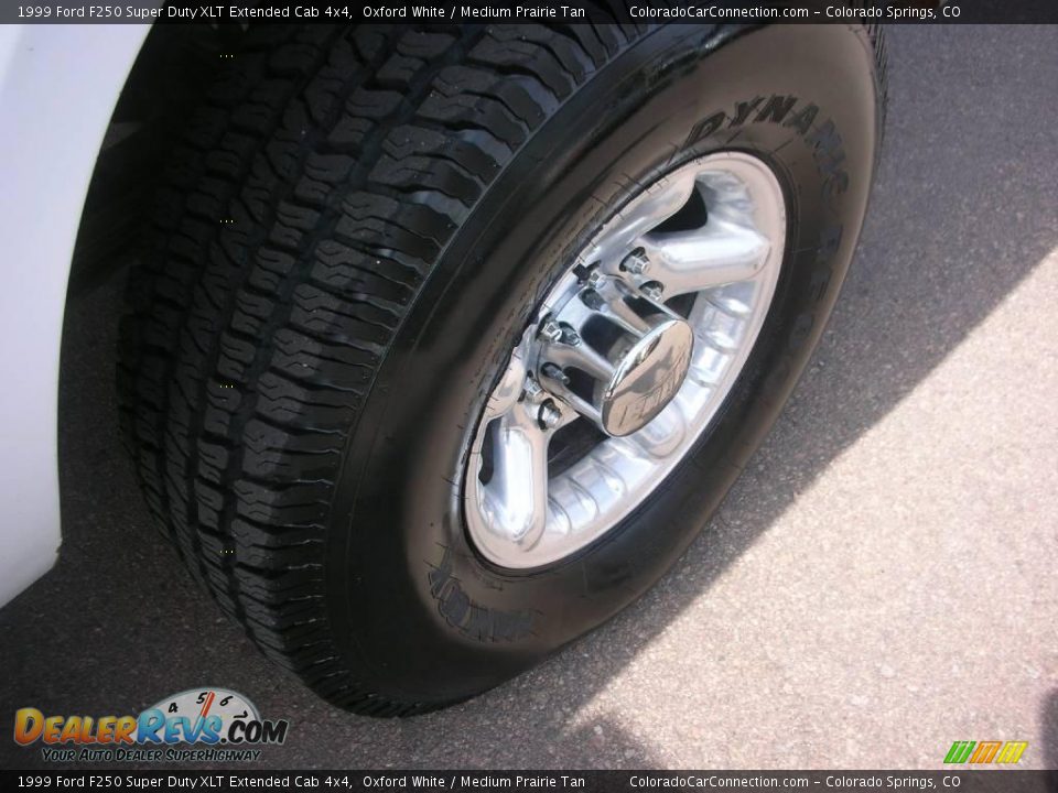 1999 Ford F250 Super Duty XLT Extended Cab 4x4 Oxford White / Medium Prairie Tan Photo #25