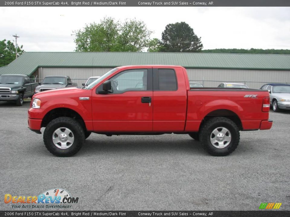 2006 Ford F150 STX SuperCab 4x4 Bright Red / Medium/Dark Flint Photo #1