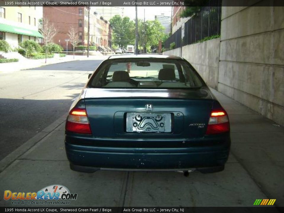 1995 Honda Accord LX Coupe Sherwood Green Pearl / Beige Photo #4