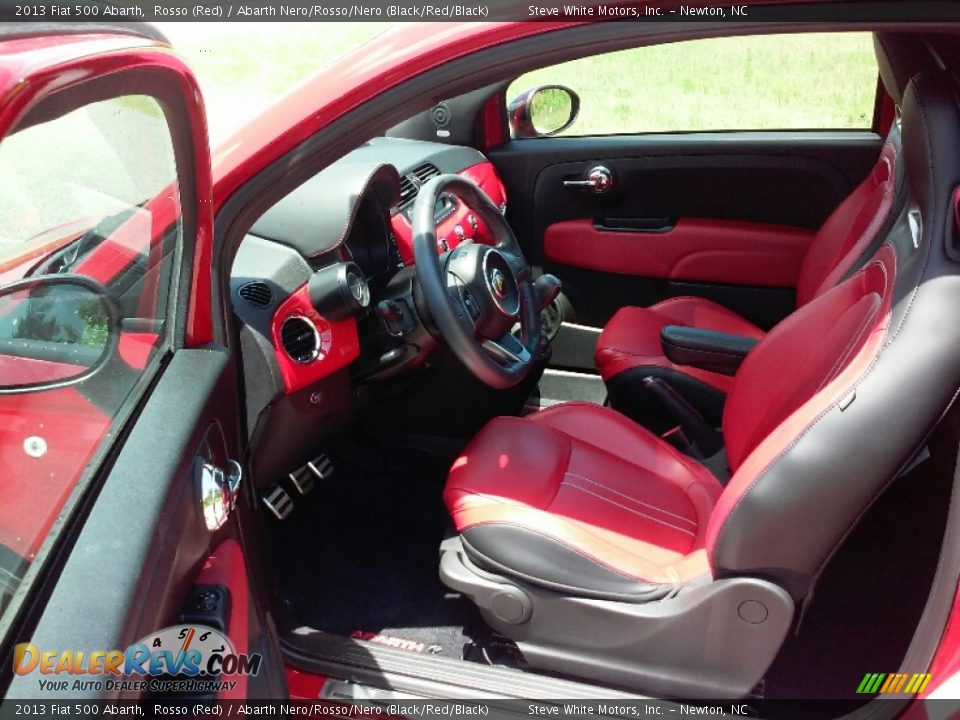 2013 Fiat 500 Abarth Rosso (Red) / Abarth Nero/Rosso/Nero (Black/Red/Black) Photo #9