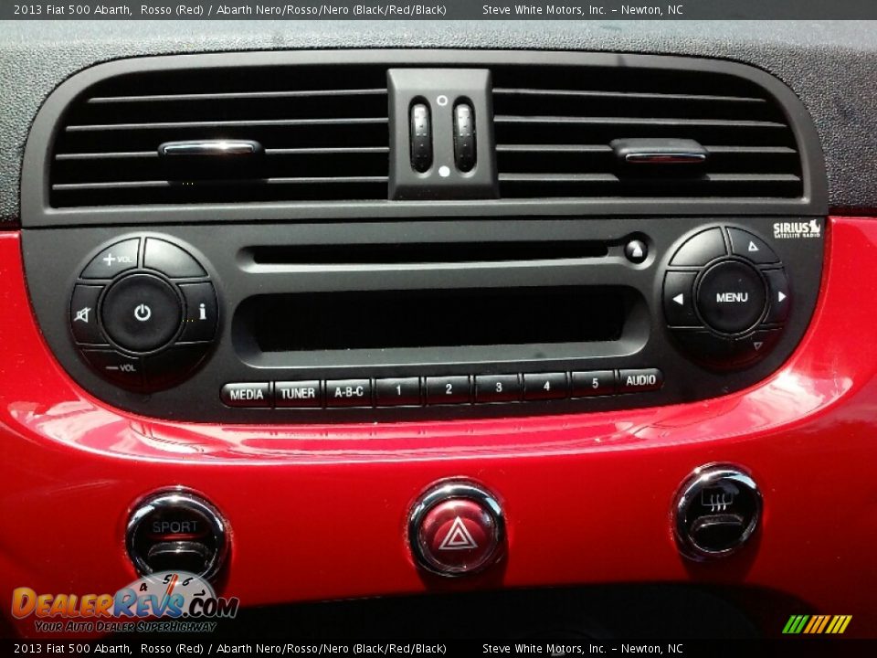 2013 Fiat 500 Abarth Rosso (Red) / Abarth Nero/Rosso/Nero (Black/Red/Black) Photo #17
