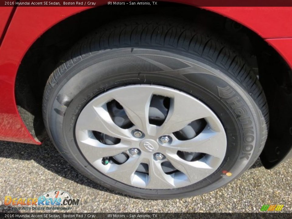 2016 Hyundai Accent SE Sedan Boston Red / Gray Photo #6