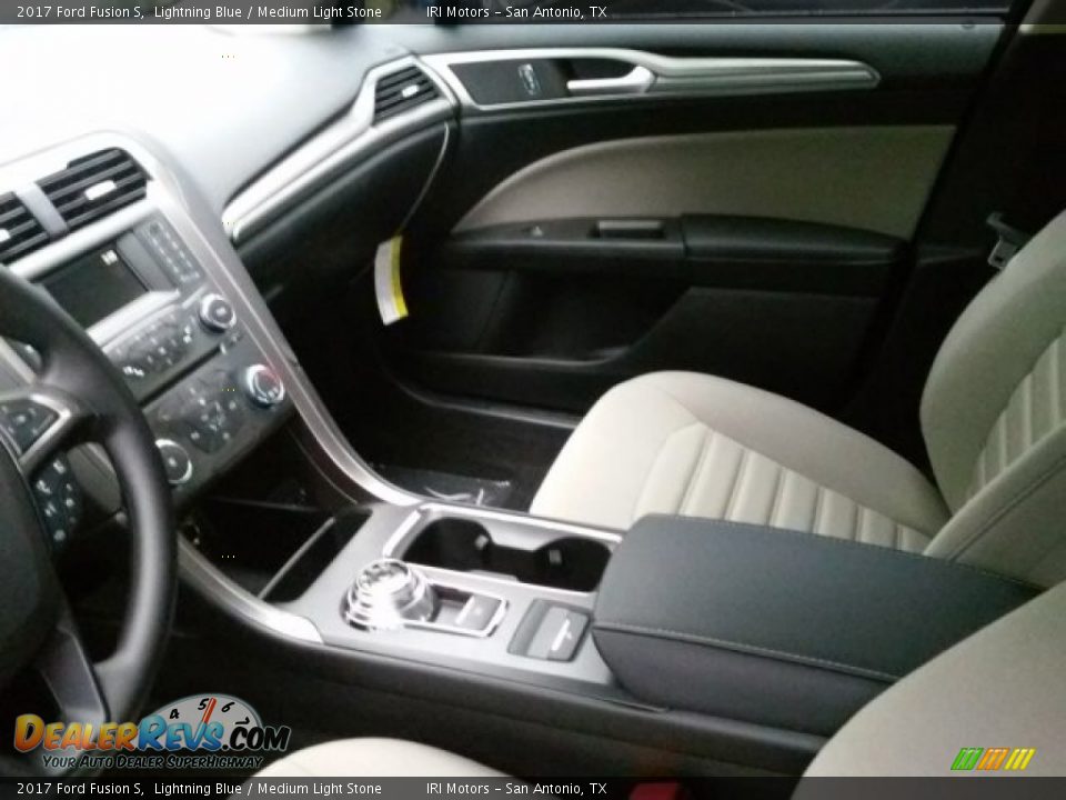 2017 Ford Fusion S Lightning Blue / Medium Light Stone Photo #20
