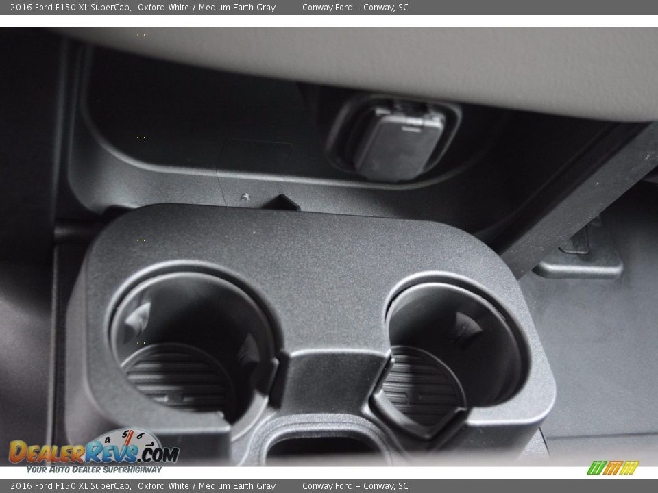 2016 Ford F150 XL SuperCab Oxford White / Medium Earth Gray Photo #20