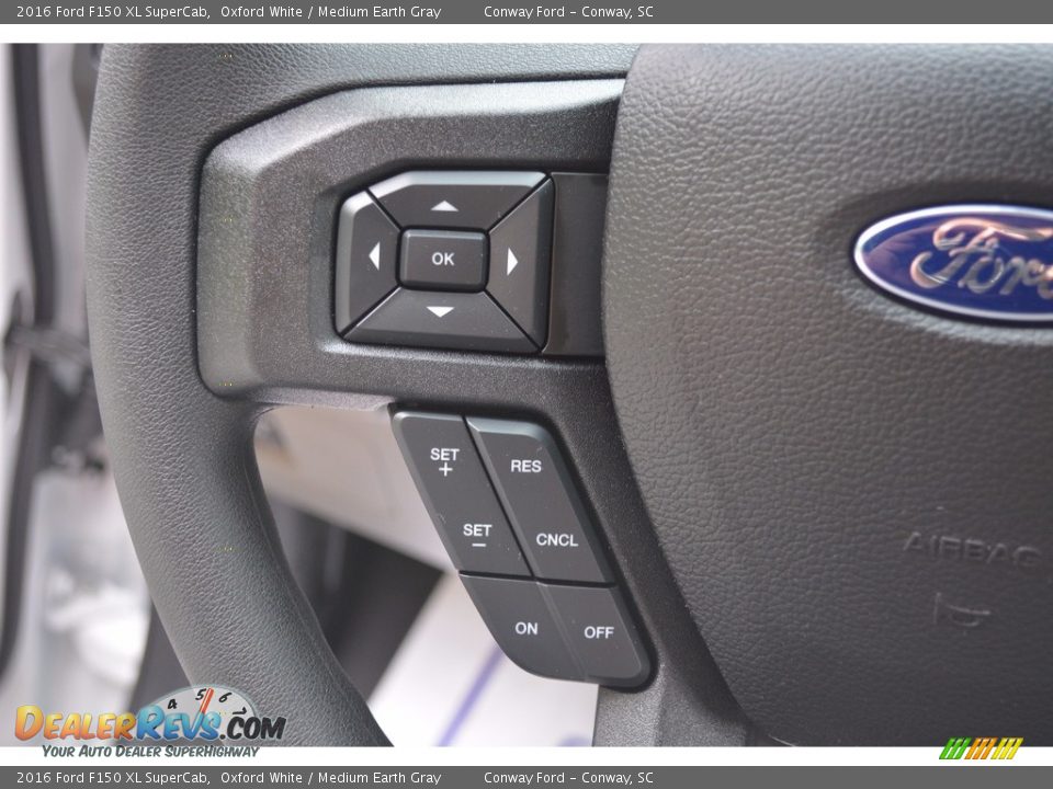 2016 Ford F150 XL SuperCab Oxford White / Medium Earth Gray Photo #35