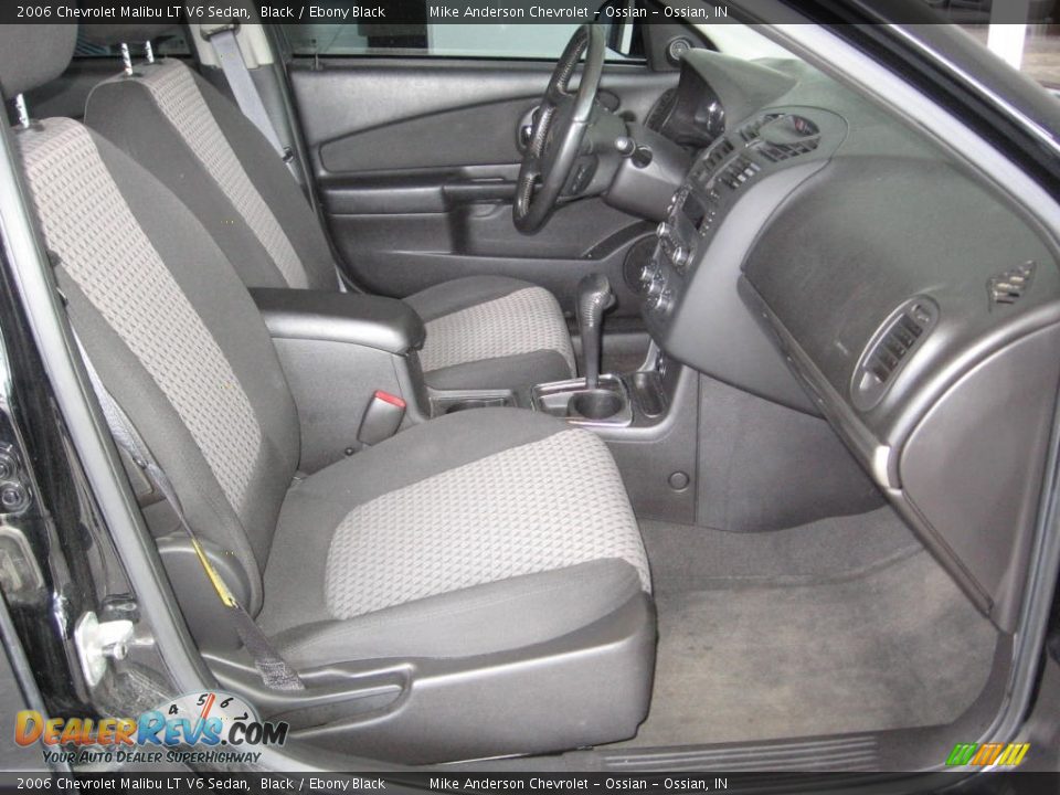 2006 Chevrolet Malibu LT V6 Sedan Black / Ebony Black Photo #10