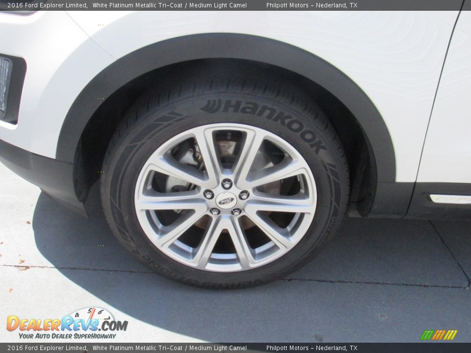2016 Ford Explorer Limited White Platinum Metallic Tri-Coat / Medium Light Camel Photo #18
