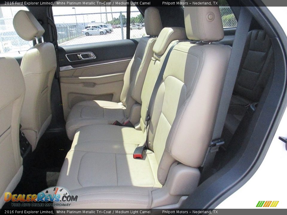 2016 Ford Explorer Limited White Platinum Metallic Tri-Coat / Medium Light Camel Photo #34
