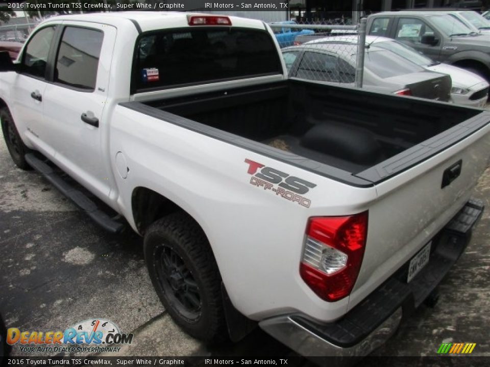 2016 Toyota Tundra TSS CrewMax Super White / Graphite Photo #5