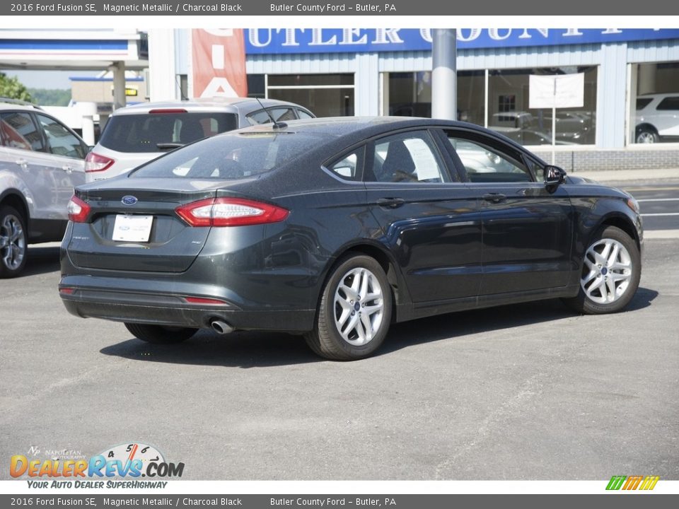 2016 Ford Fusion SE Magnetic Metallic / Charcoal Black Photo #3