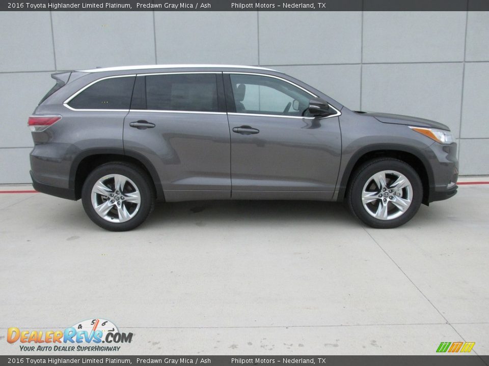 2016 Toyota Highlander Limited Platinum Predawn Gray Mica / Ash Photo #3