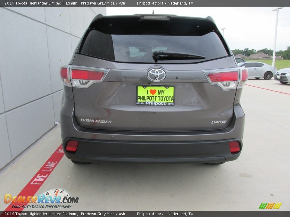 2016 Toyota Highlander Limited Platinum Predawn Gray Mica / Ash Photo #5