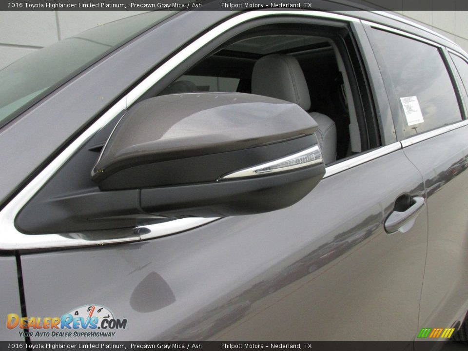 2016 Toyota Highlander Limited Platinum Predawn Gray Mica / Ash Photo #12