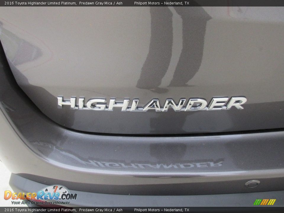 2016 Toyota Highlander Limited Platinum Predawn Gray Mica / Ash Photo #13