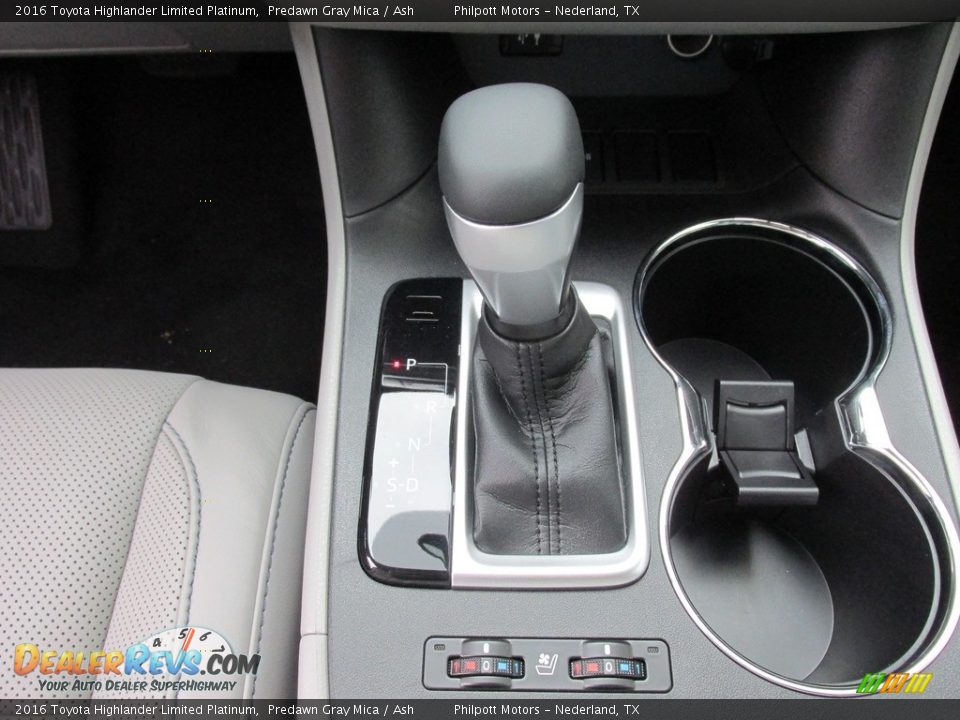 2016 Toyota Highlander Limited Platinum Predawn Gray Mica / Ash Photo #29