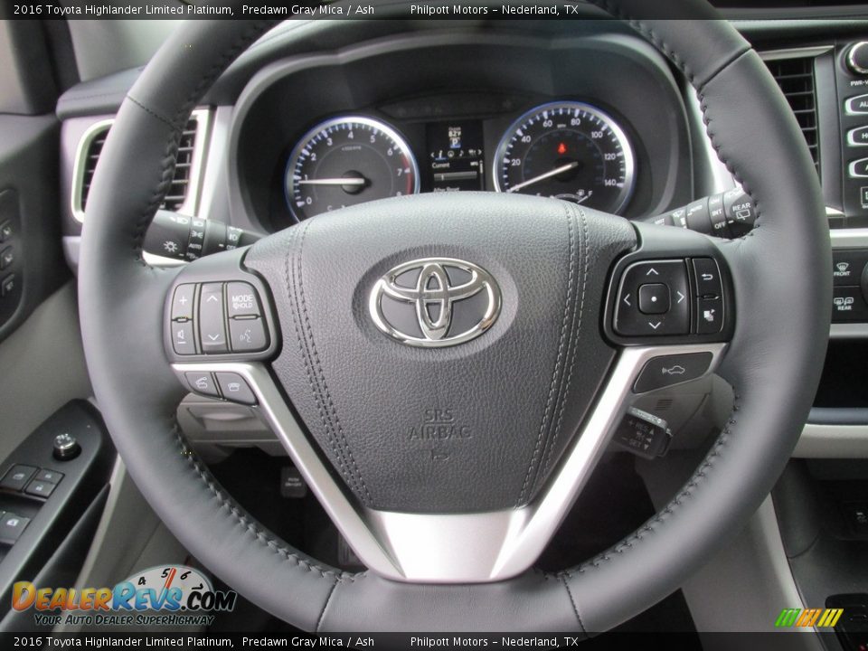 2016 Toyota Highlander Limited Platinum Predawn Gray Mica / Ash Photo #32