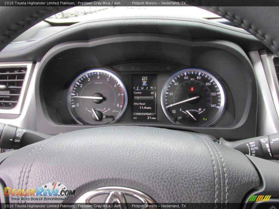2016 Toyota Highlander Limited Platinum Predawn Gray Mica / Ash Photo #33