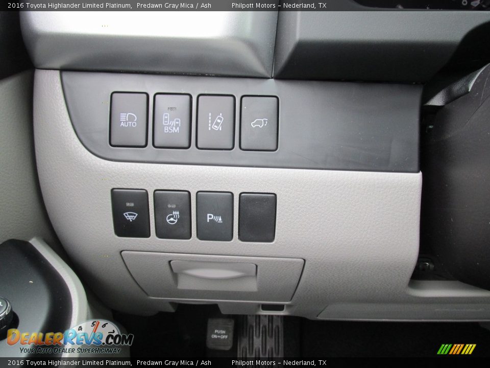 2016 Toyota Highlander Limited Platinum Predawn Gray Mica / Ash Photo #34