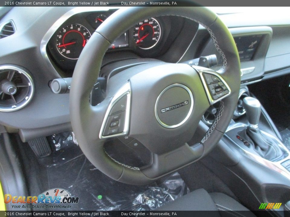 2016 Chevrolet Camaro LT Coupe Steering Wheel Photo #16