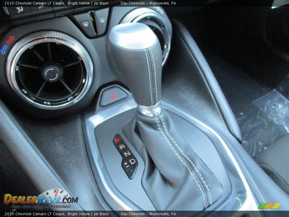 2016 Chevrolet Camaro LT Coupe Shifter Photo #17