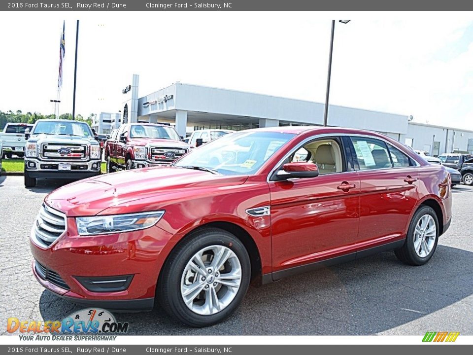 2016 Ford Taurus SEL Ruby Red / Dune Photo #3