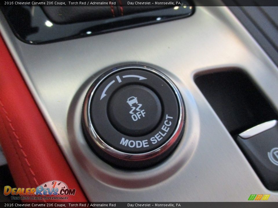 Controls of 2016 Chevrolet Corvette Z06 Coupe Photo #18