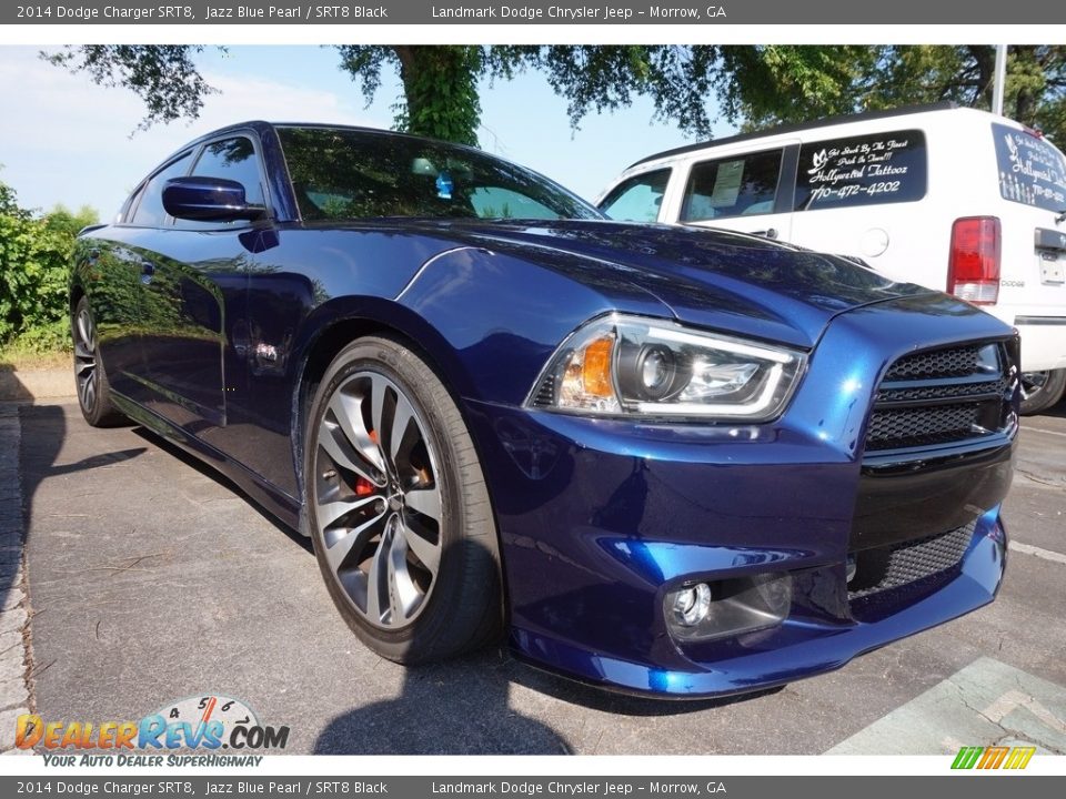 Front 3/4 View of 2014 Dodge Charger SRT8 Photo #4
