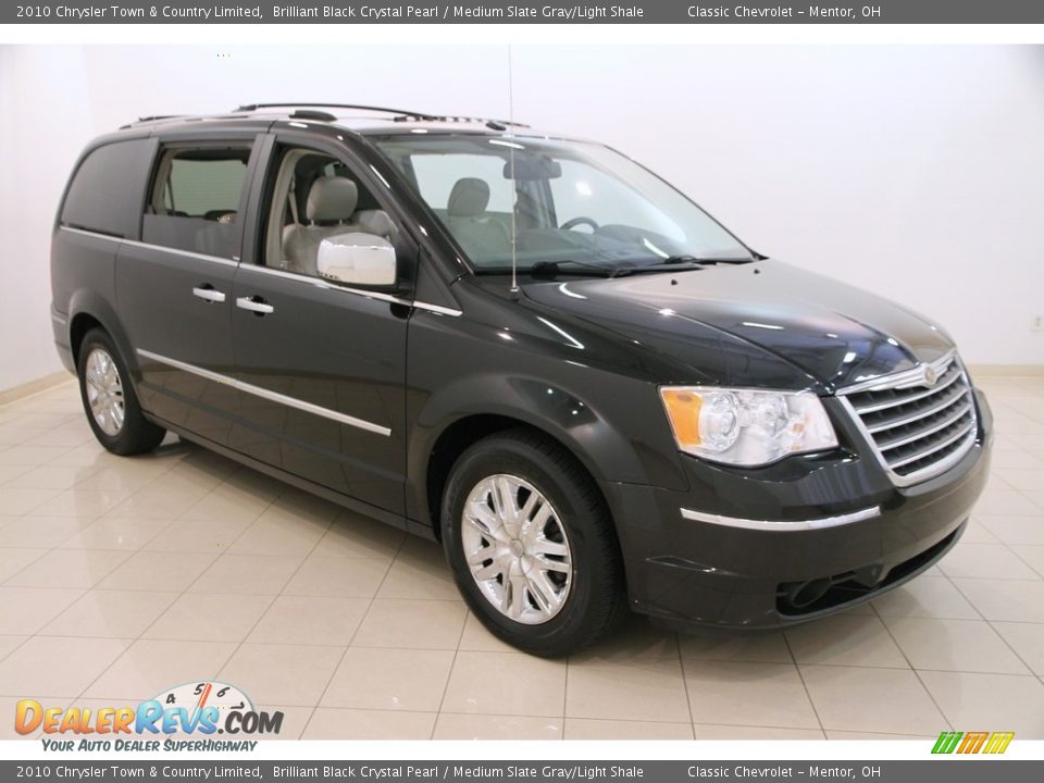 2010 Chrysler Town & Country Limited Brilliant Black Crystal Pearl / Medium Slate Gray/Light Shale Photo #1