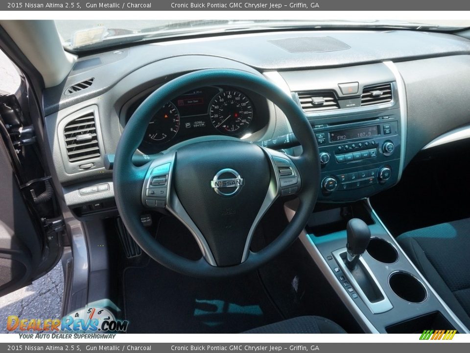 2015 Nissan Altima 2.5 S Gun Metallic / Charcoal Photo #11