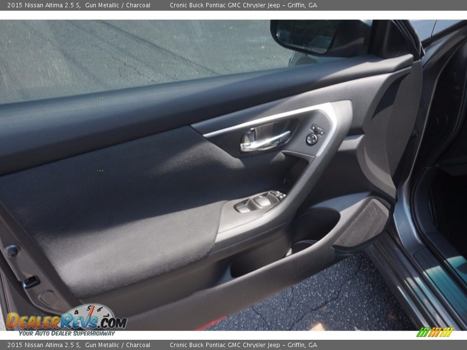 2015 Nissan Altima 2.5 S Gun Metallic / Charcoal Photo #13