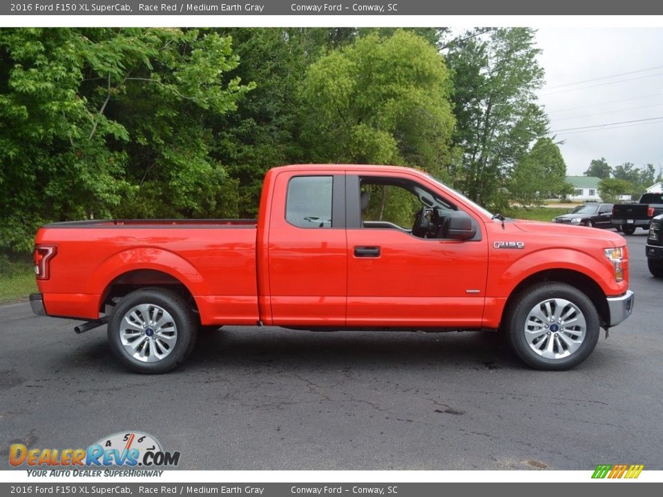 2016 Ford F150 XL SuperCab Race Red / Medium Earth Gray Photo #2